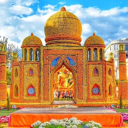 Lastoria - Au Coeur Du Centre-ville Bord De Apartment