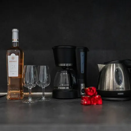 Lastoria - Au Coeur Du Centre-ville Bord De Apartamento *